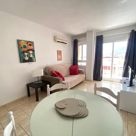 Panoramic Views Cozy Center *